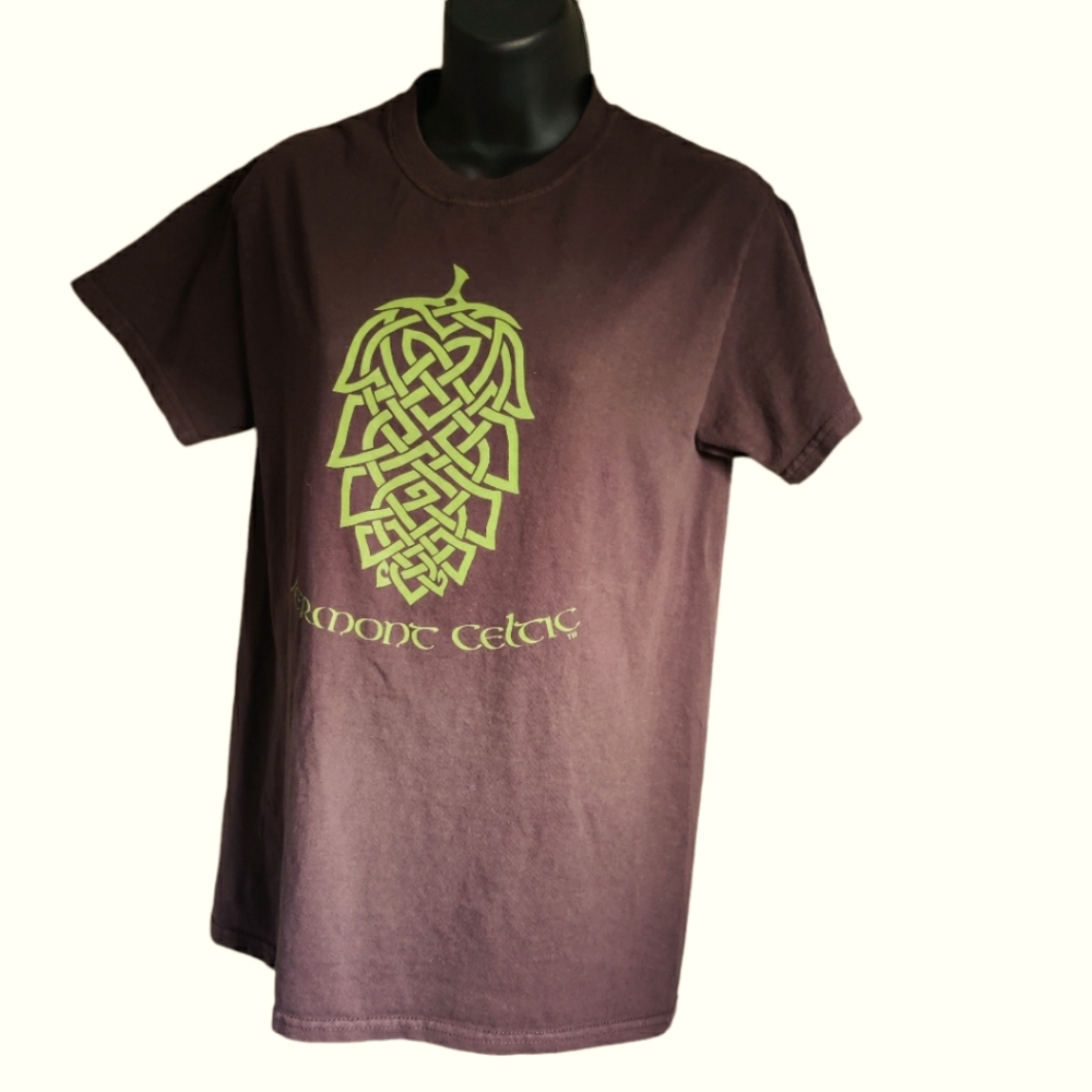 🗺️ Vermont Celtic Gildan 100% Cotton Knotty Hop t-shirt Brewery Unisex EUC